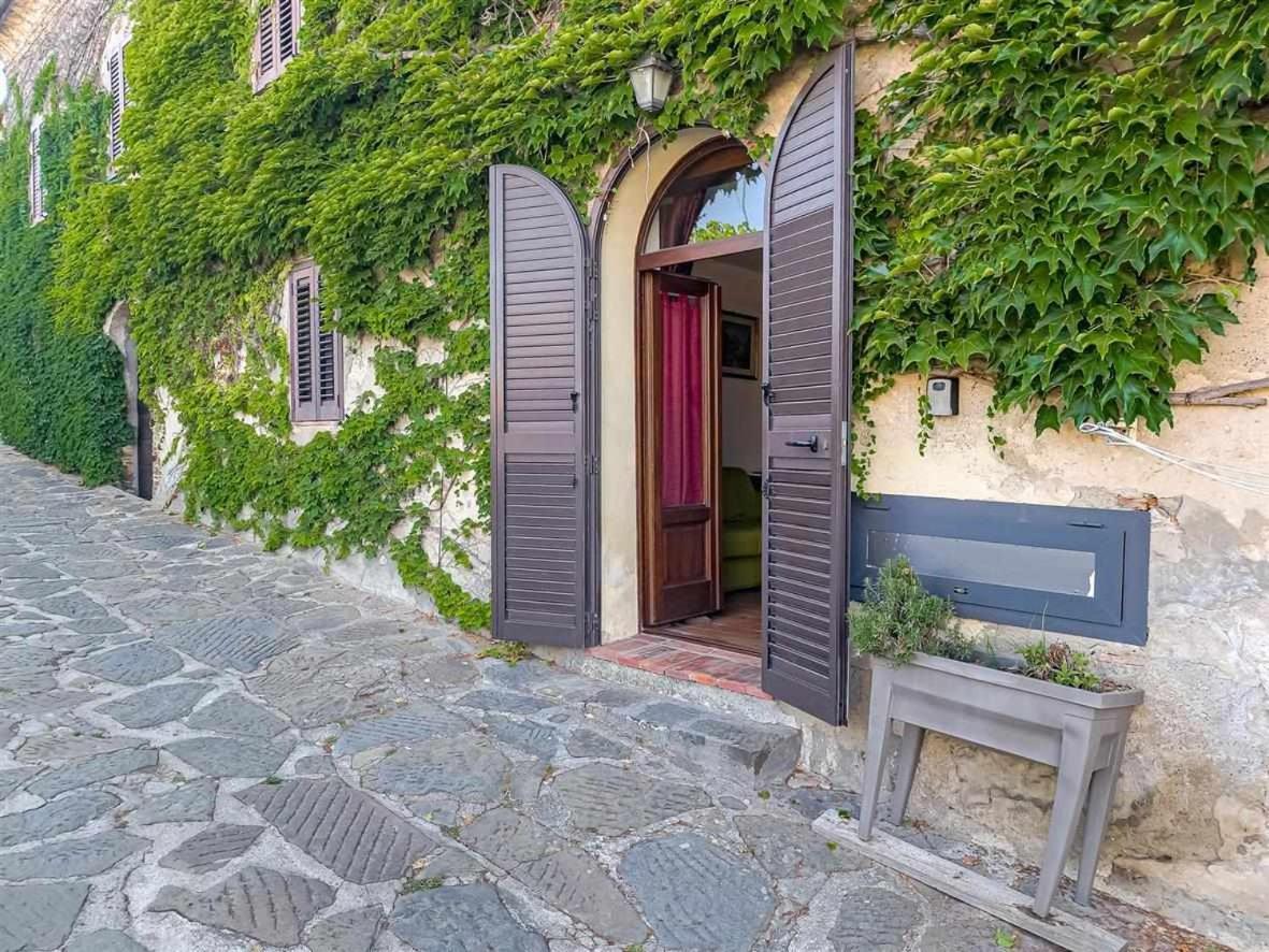 La Casina Di Rosi Vivere Nellantico Borgo Castiglione della Pescaia Luaran gambar